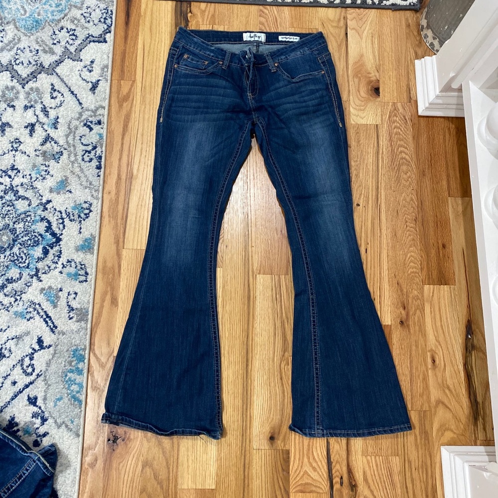 Day trip flare jeans